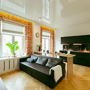 Wspolna 54a: With Free Parking , Warsaw Poland