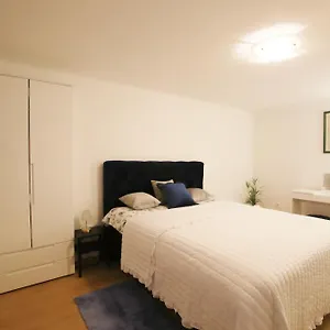 Bamboo Oasis With Terrace In The Garden And Free Parking, Appartamento Fiume